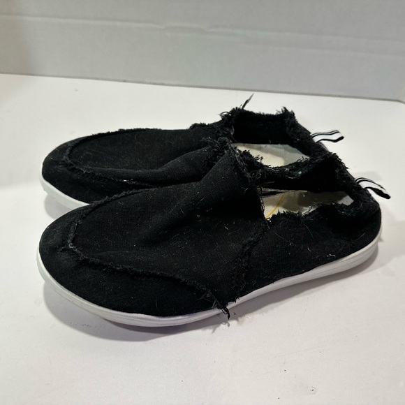 Lot of 6 pairs Vionic Malibu Slip On Canvas Sneakers W7 - Picture 4 of 6